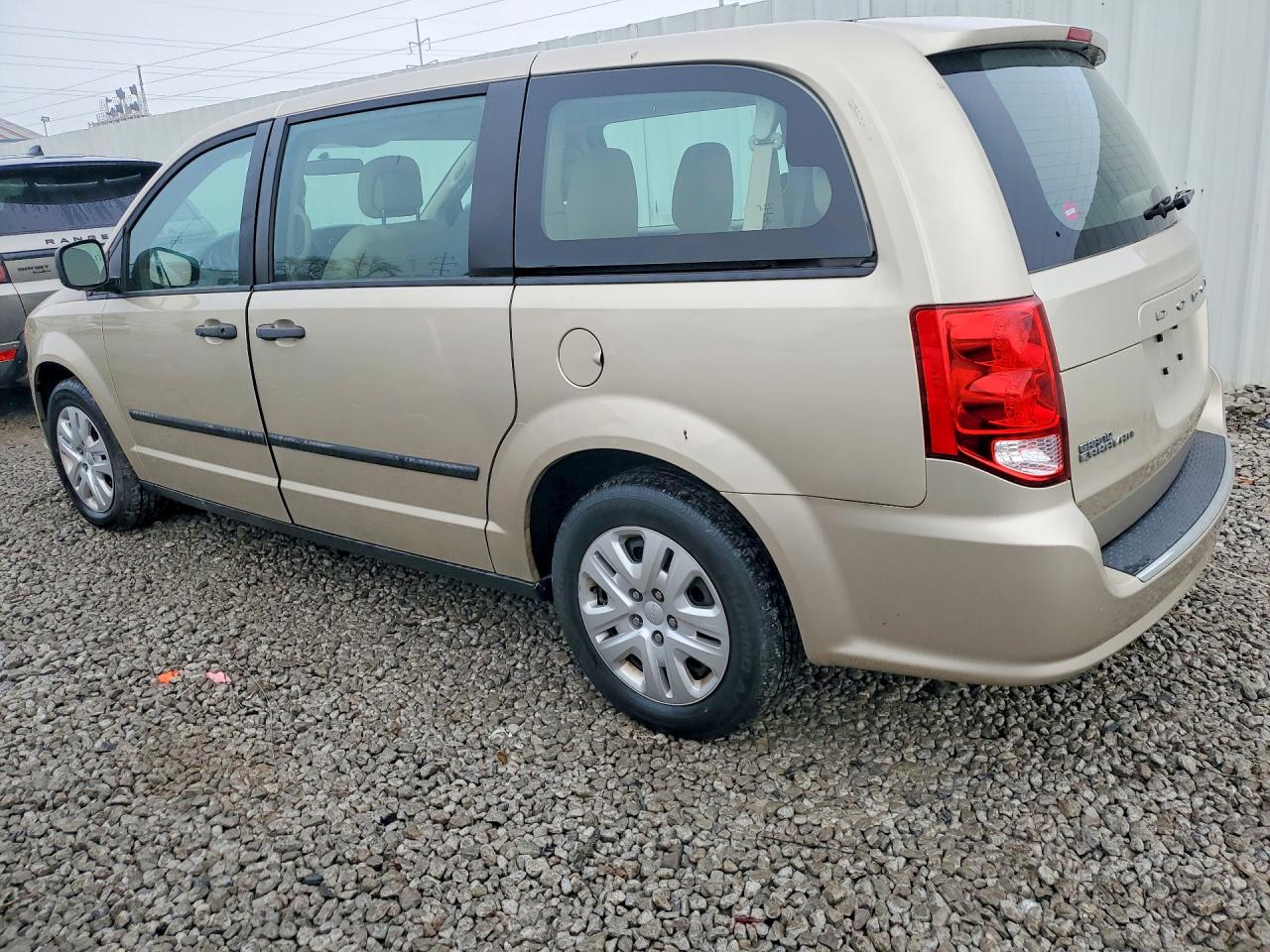 2015 DODGE GRAND CARAVAN SE photo 2