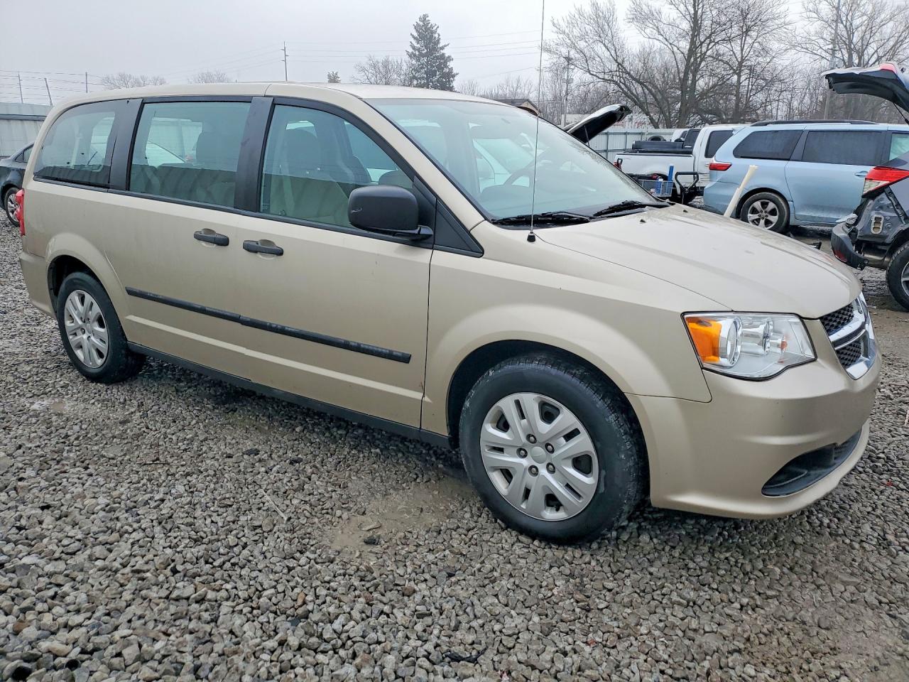 2015 DODGE GRAND CARAVAN SE photo 4