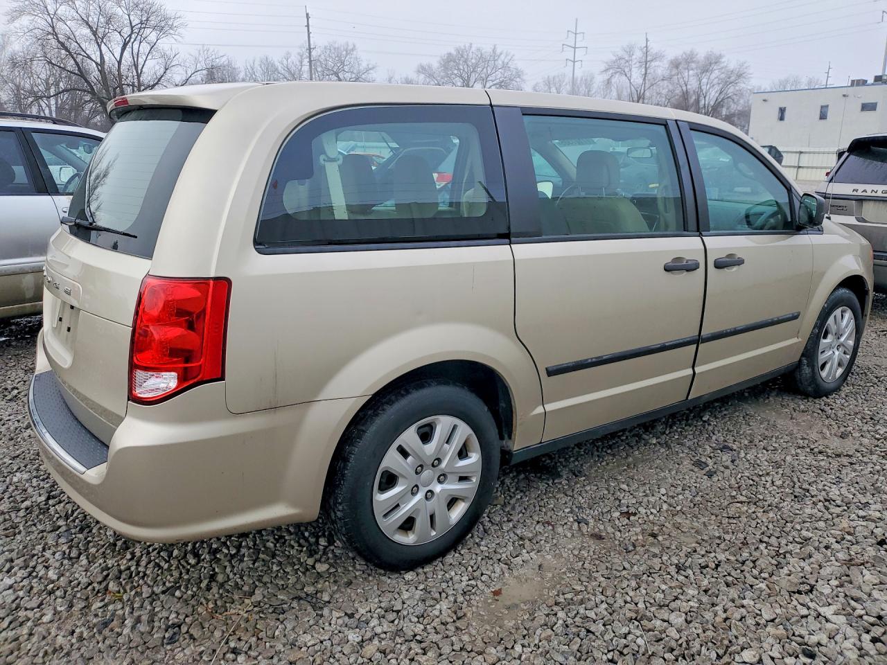 2015 DODGE GRAND CARAVAN SE photo 3