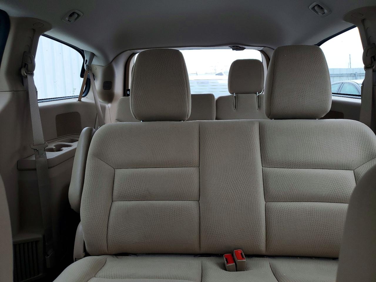 2015 DODGE GRAND CARAVAN SE photo 10
