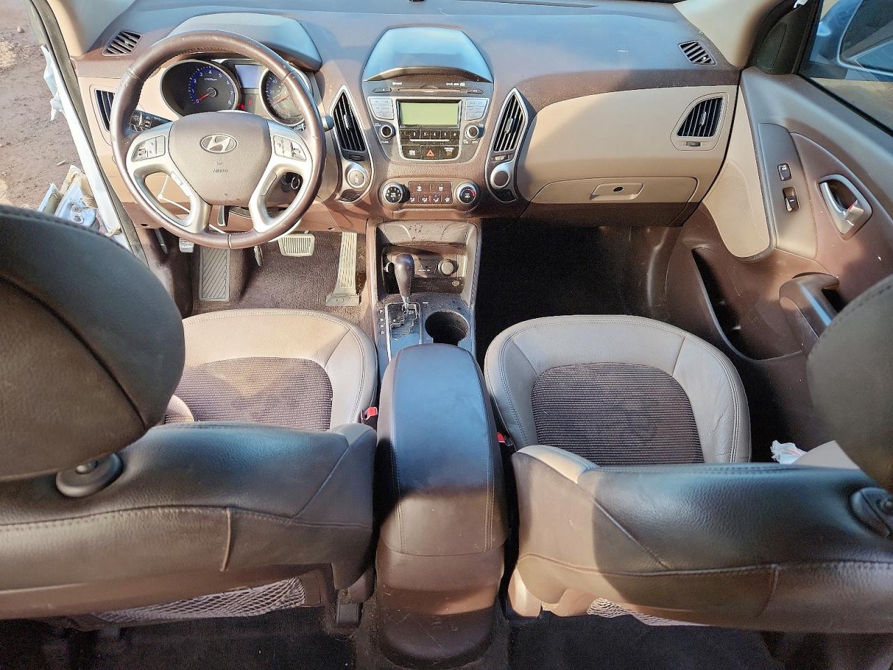 2012 HYUNDAI TUCSON GLS photo 15