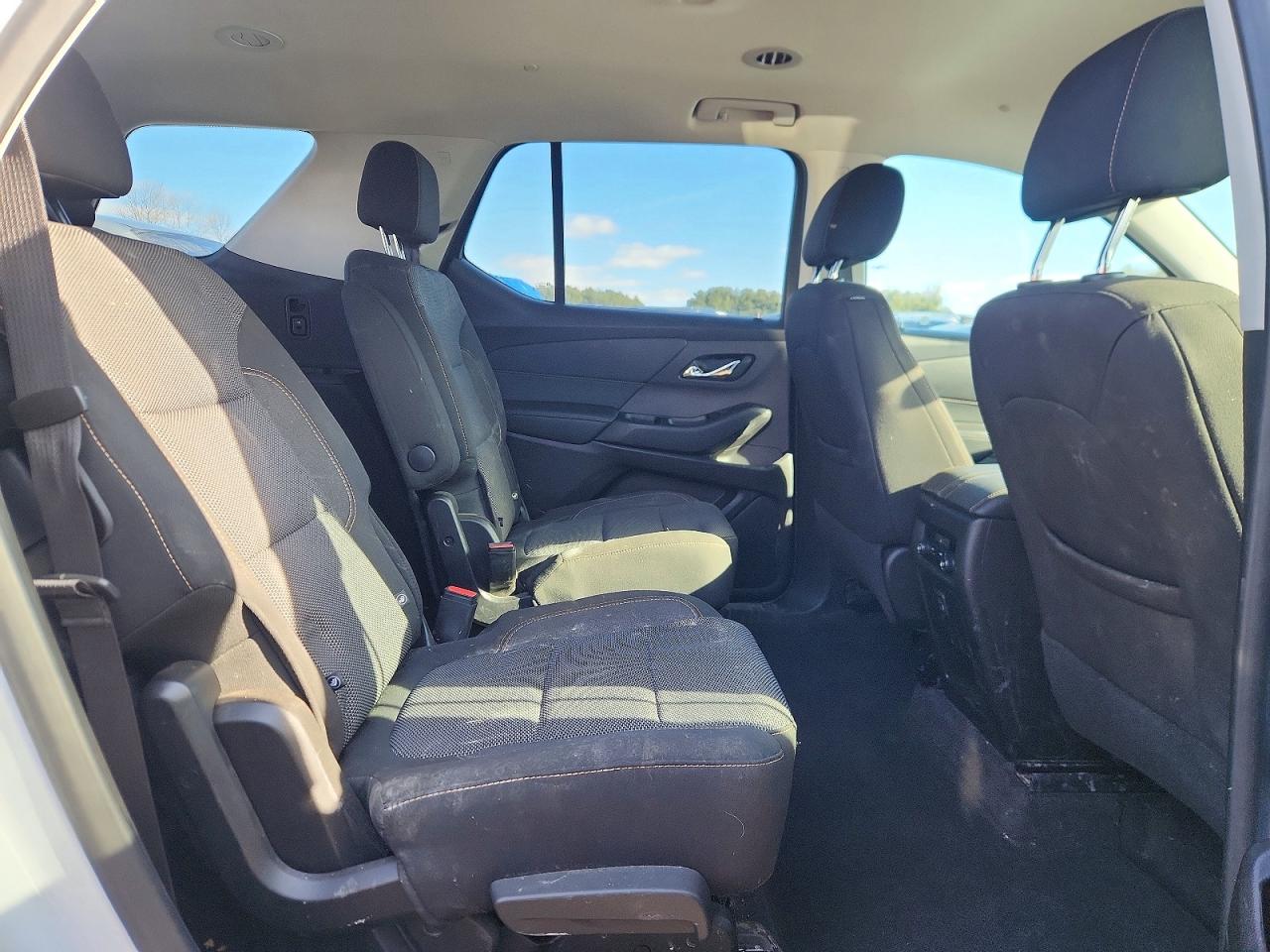 2019 CHEVROLET TRAVERSE LT photo 11
