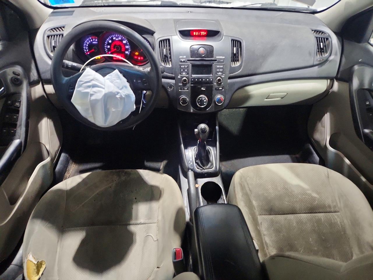 2013 KIA FORTE EX photo 22