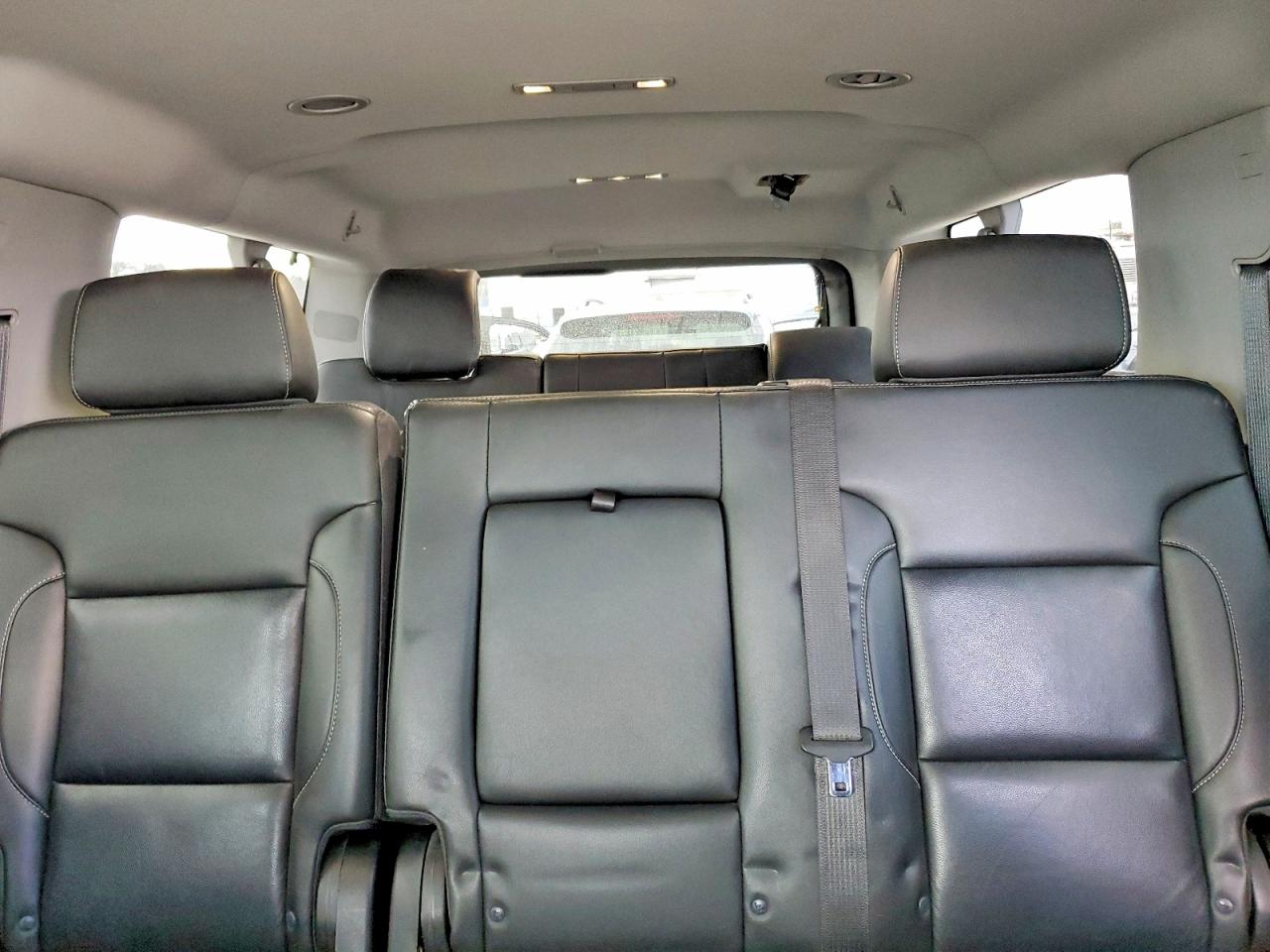 2018 CHEVROLET SUBURBAN K1500 LT photo 17