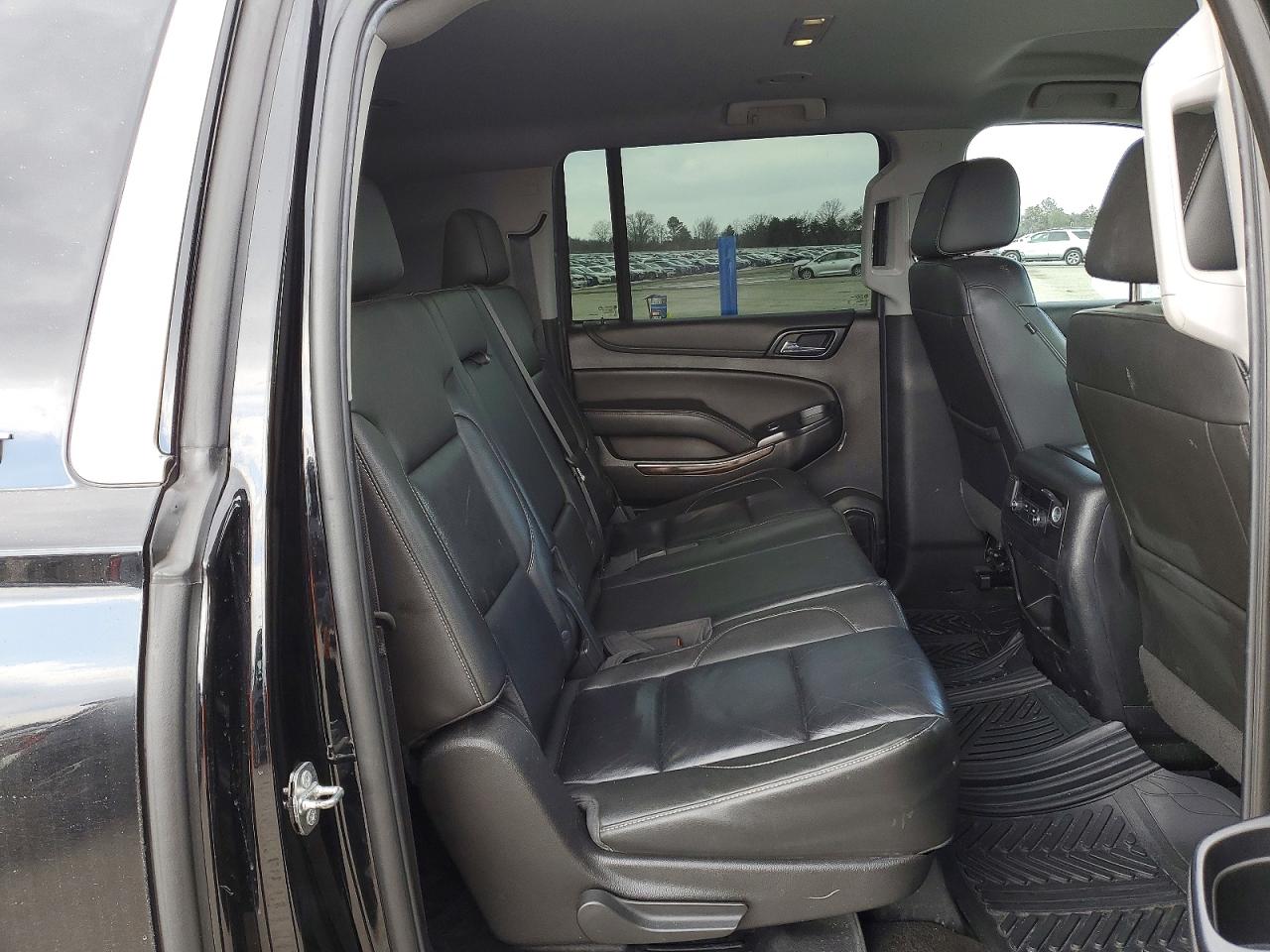 2018 CHEVROLET SUBURBAN K1500 LT photo 19