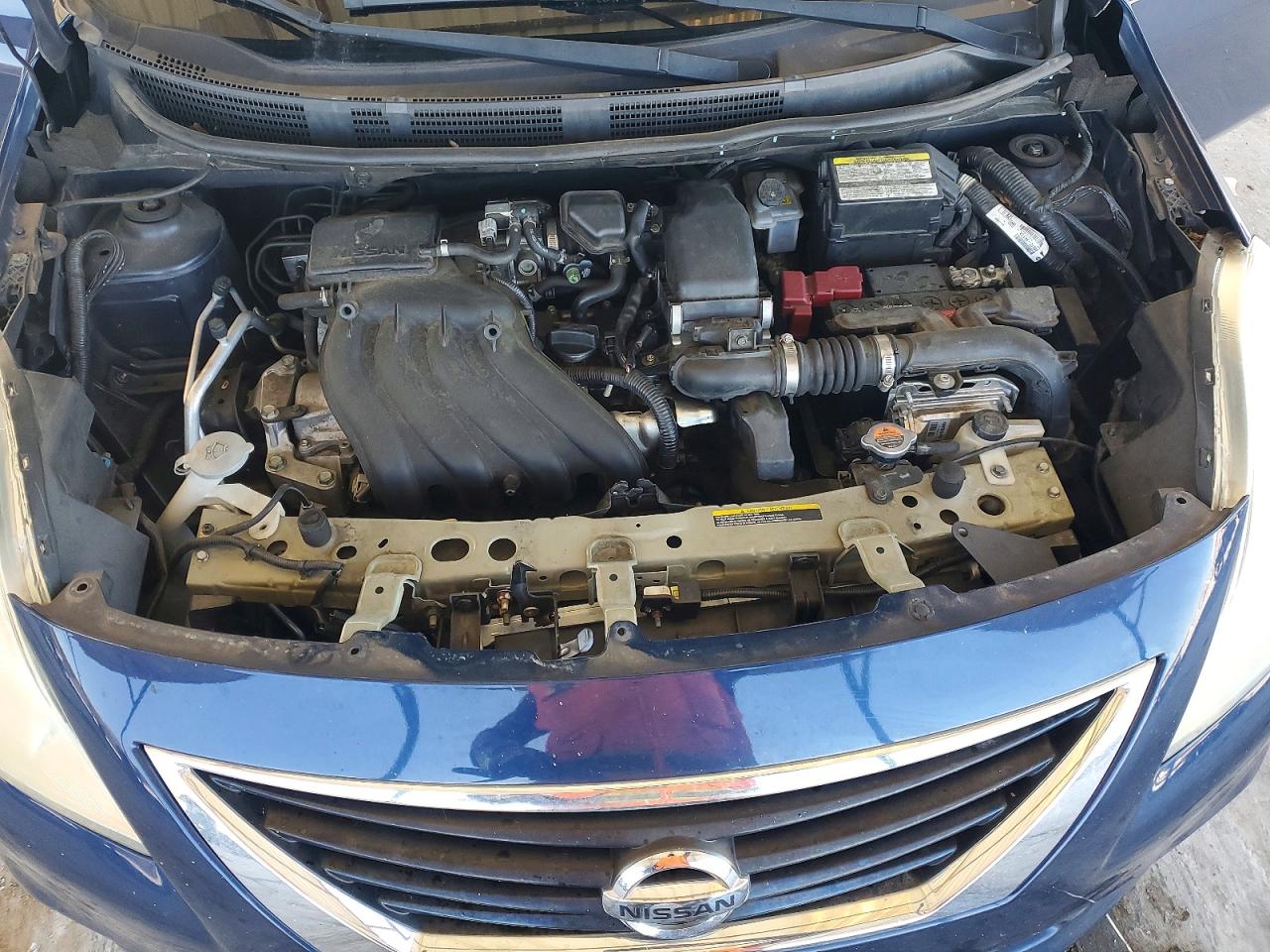 2014 NISSAN VERSA S photo 11
