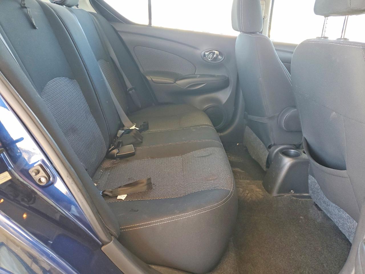 2014 NISSAN VERSA S photo 10