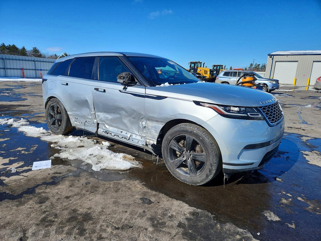 2018 LAND ROVER RANGE ROVER VELAR S photo 4