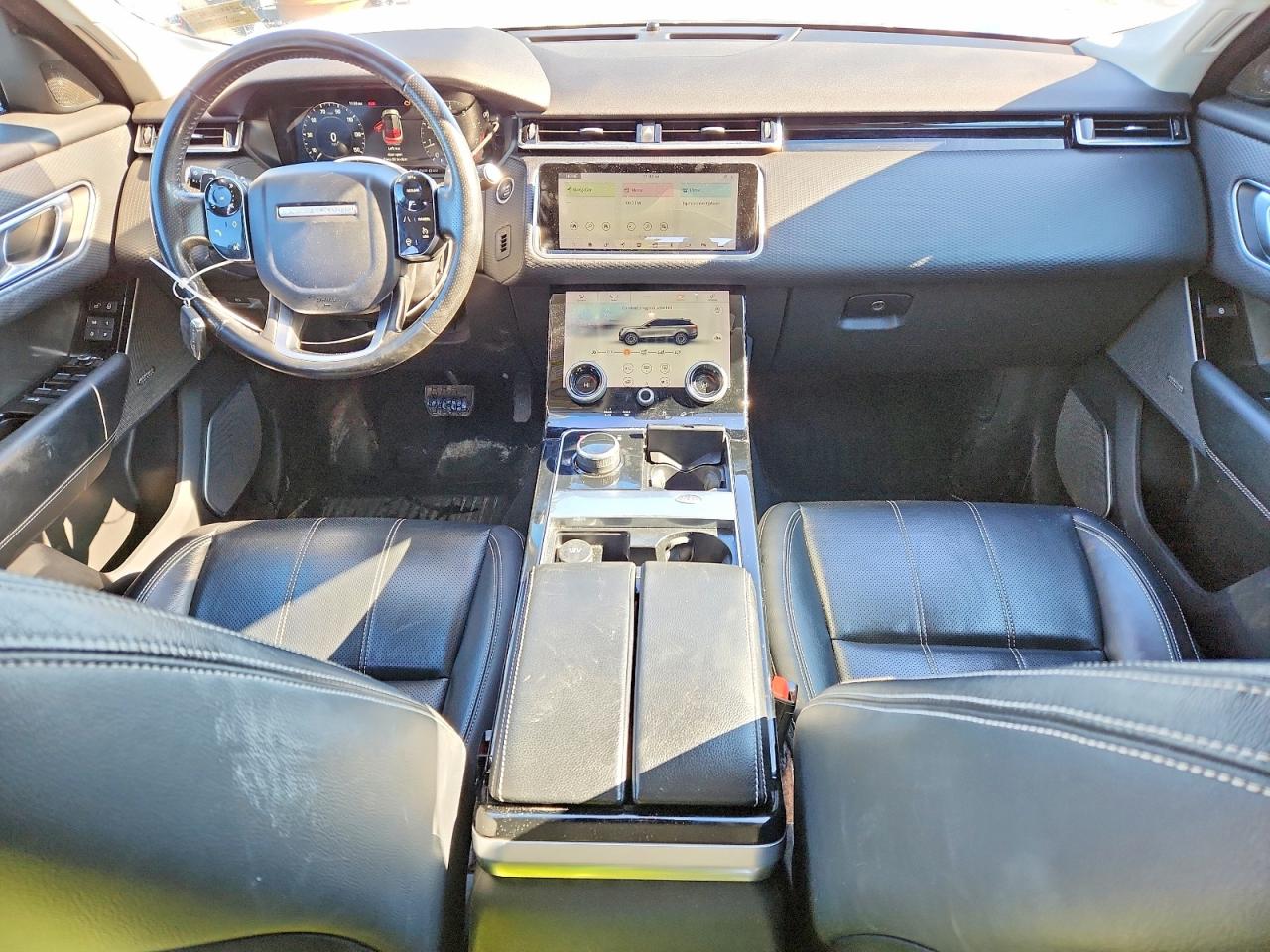 2018 LAND ROVER RANGE ROVER VELAR S photo 8