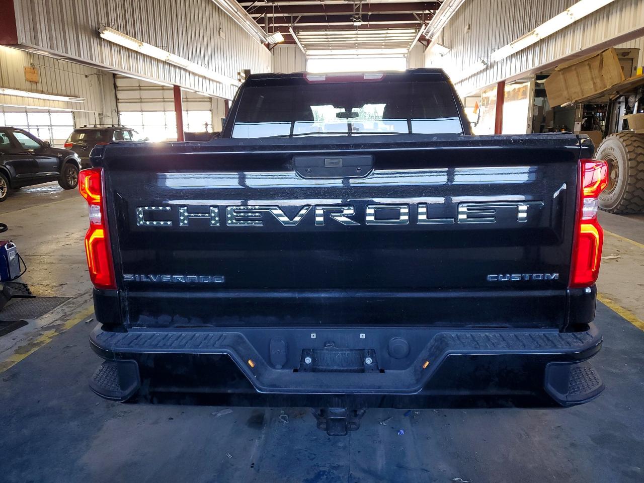 2020 CHEVROLET SILVERADO K1500 CUSTOM photo 16