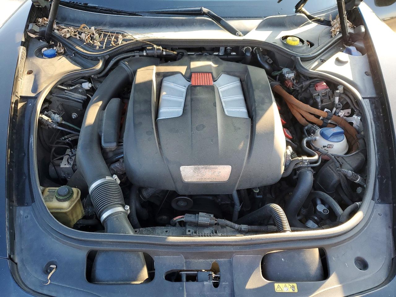 2012 PORSCHE PANAMERA S HYBRID photo 31