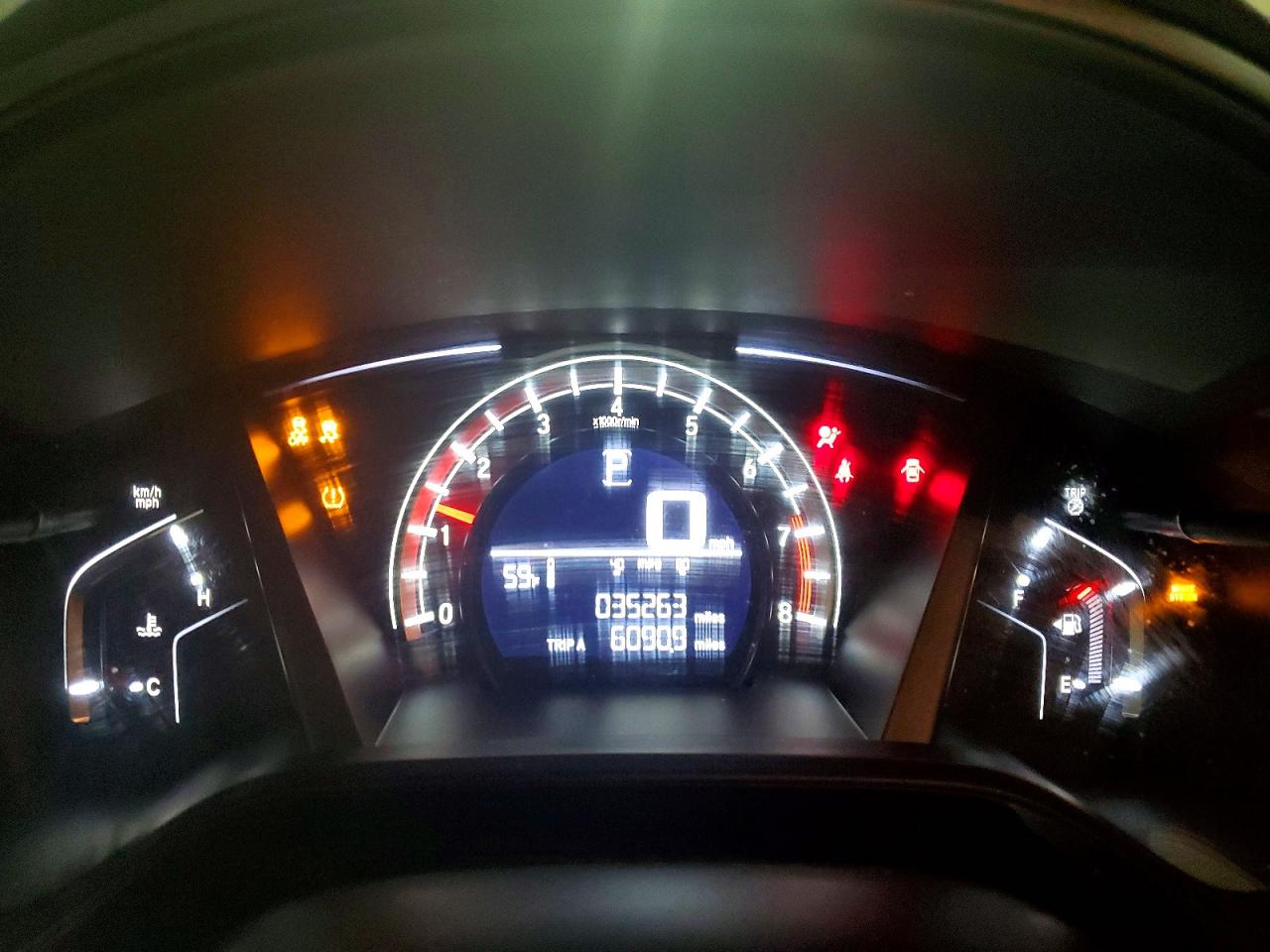 2018 HONDA CR-V LX photo 9