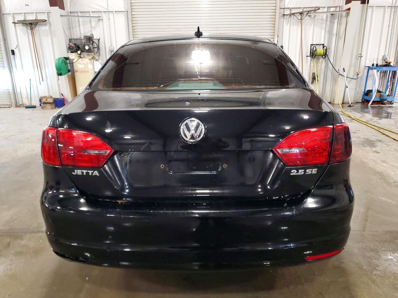 2012 VOLKSWAGEN JETTA SE photo 11