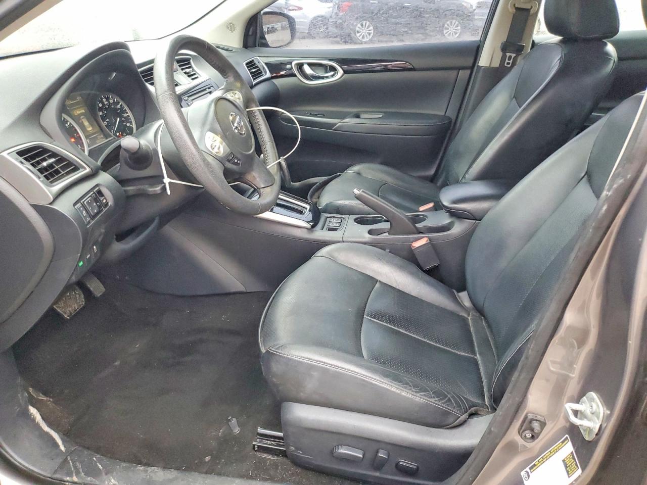 2016 NISSAN SENTRA S photo 13