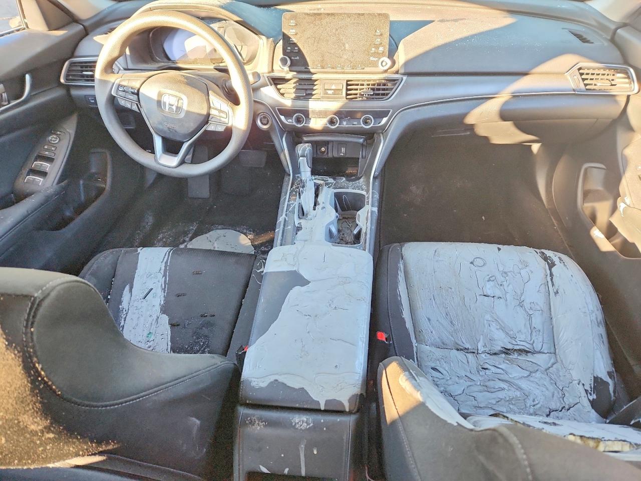 2020 HONDA ACCORD LX photo 8