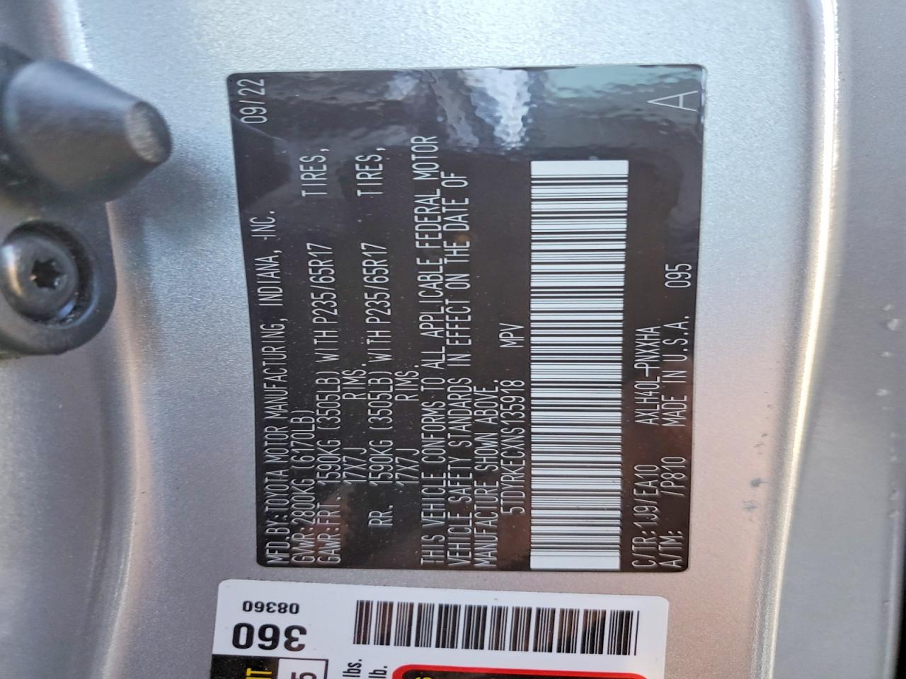 2022 TOYOTA SIENNA XLE photo 27