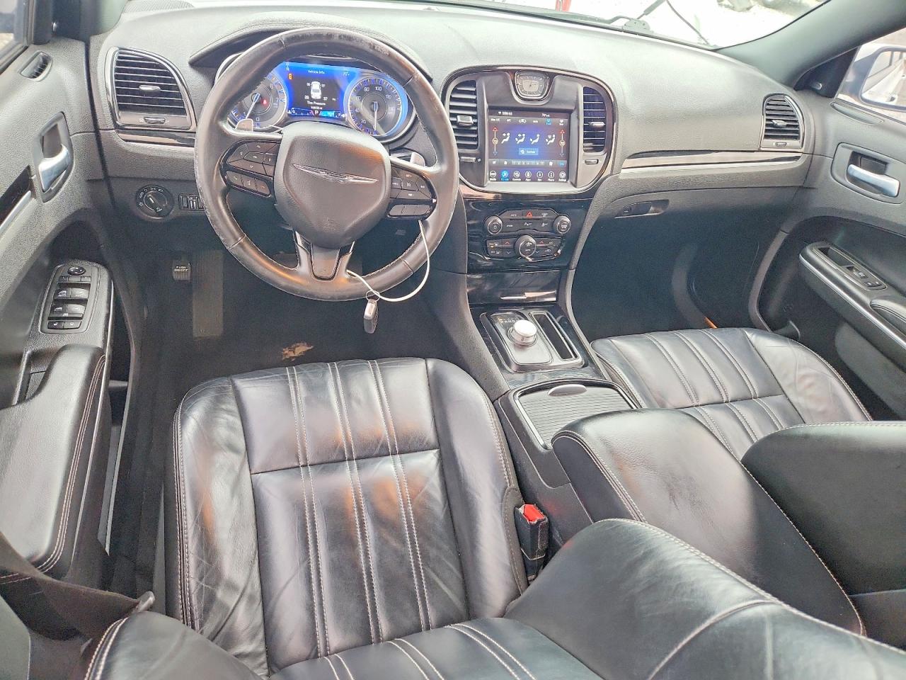 2021 CHRYSLER 300 S photo 8