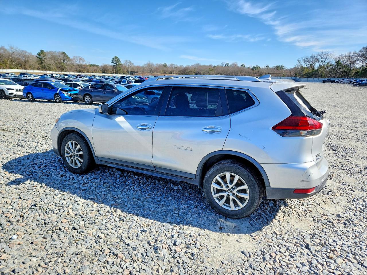 2018 NISSAN ROGUE S photo 3