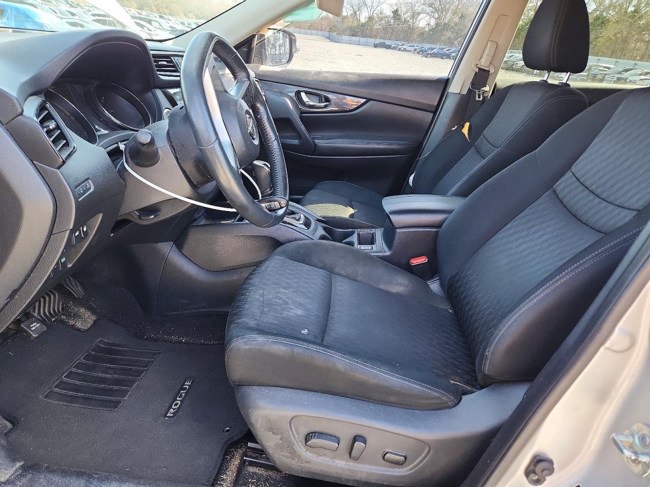 2018 NISSAN ROGUE S photo 13