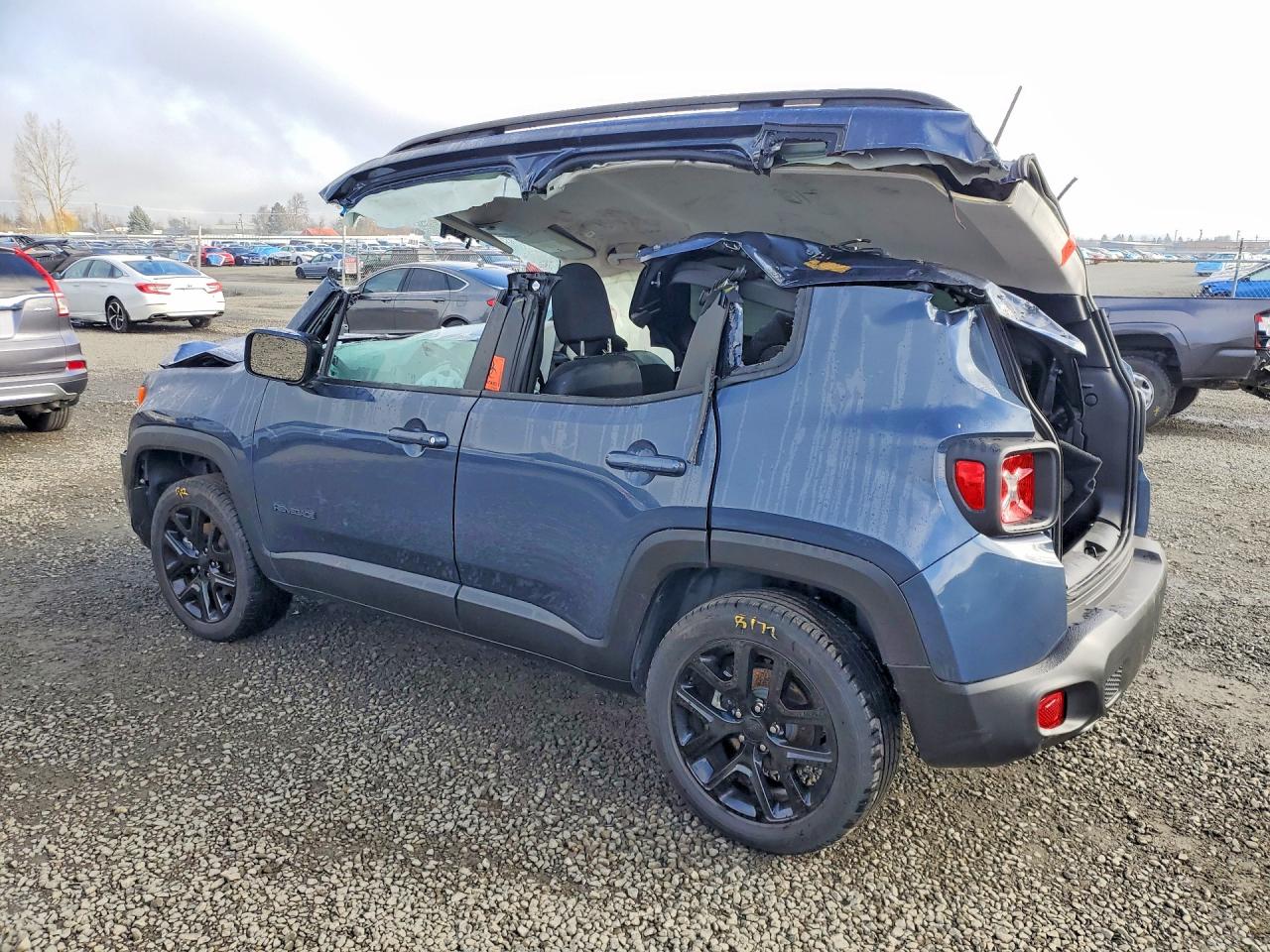 2023 JEEP RENEGADE ALTITUDE photo 4