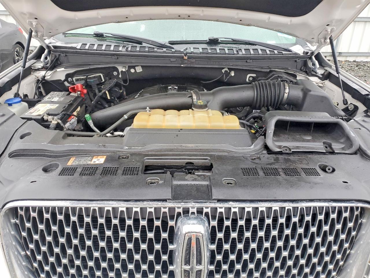 2018 LINCOLN NAVIGATOR L RESERVE photo 21
