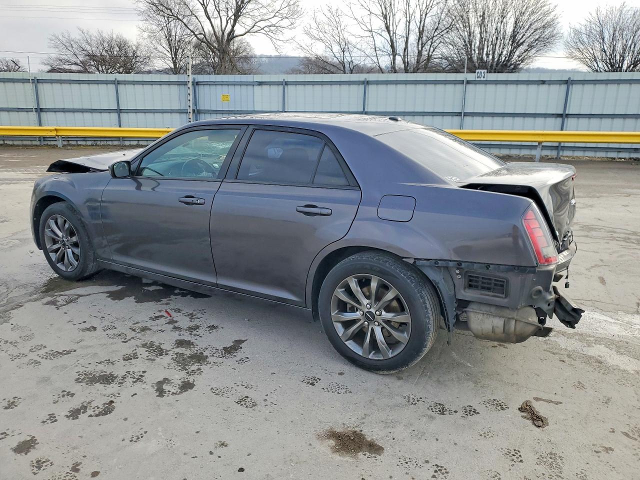 2014 CHRYSLER 300 S photo 2