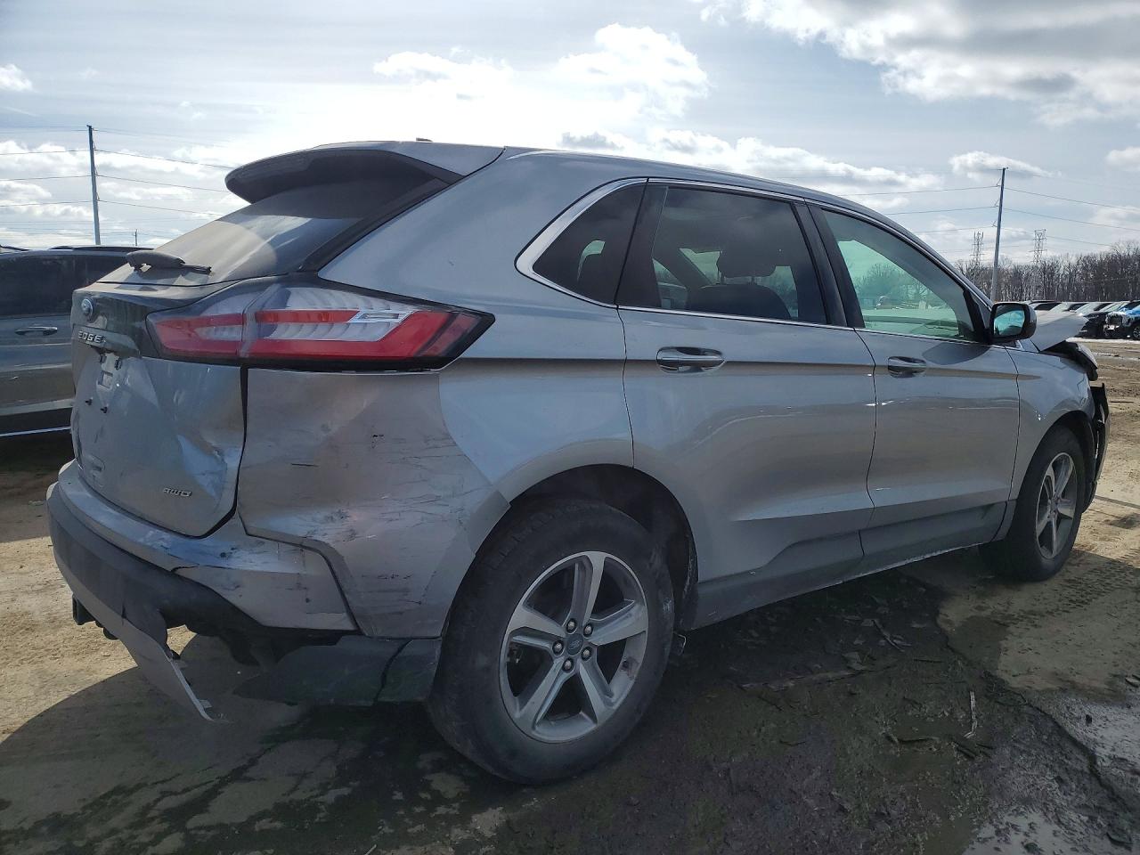 2021 FORD EDGE SEL photo 3