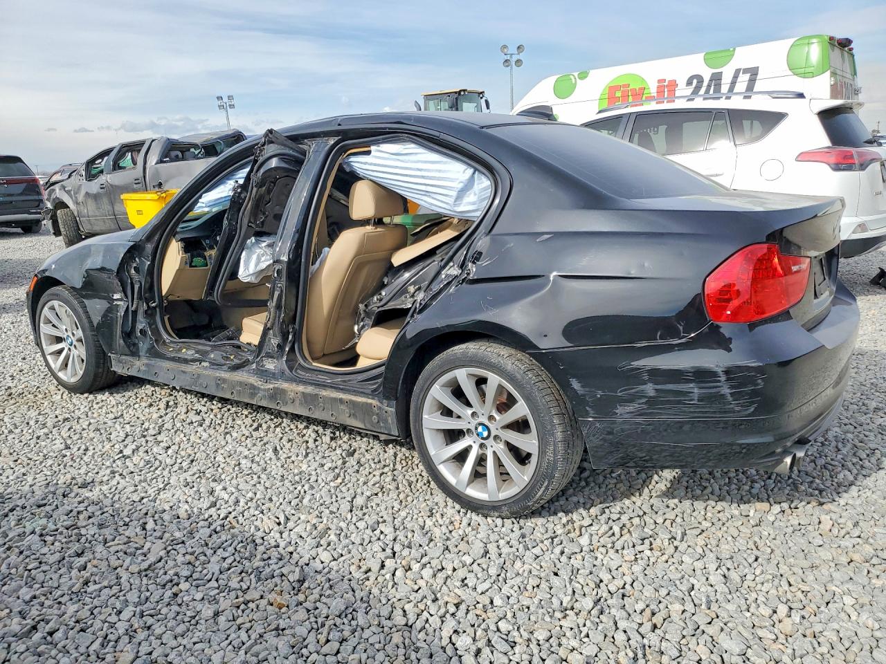 2011 BMW 328 XI photo 3