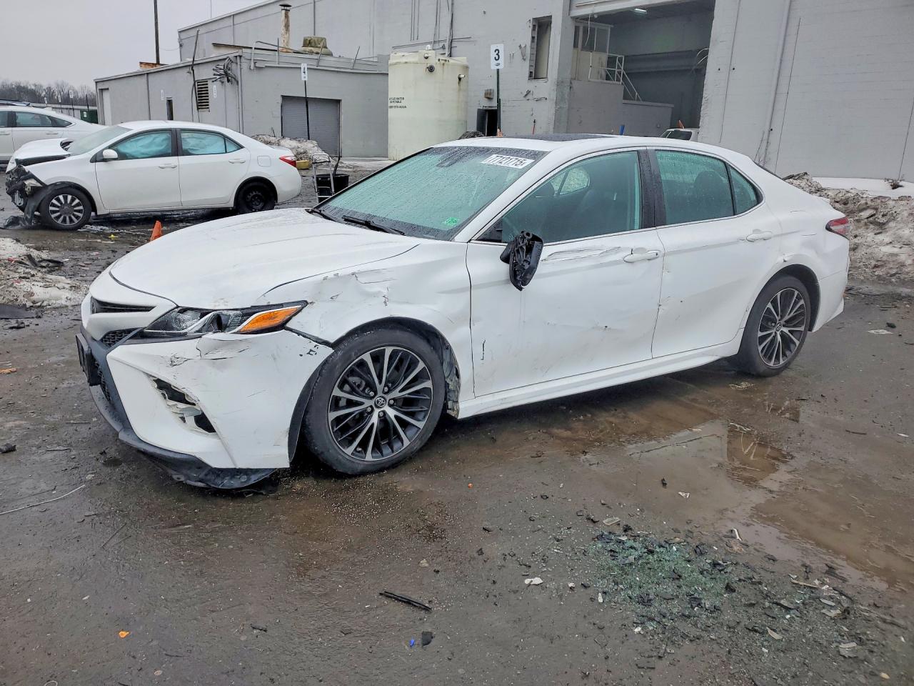 2019 TOYOTA CAMRY