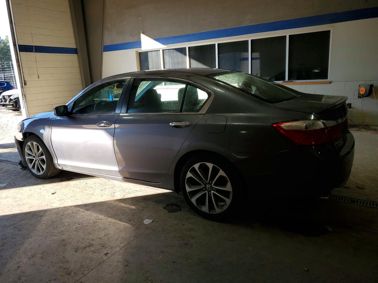 2015 HONDA ACCORD SPORT photo 3
