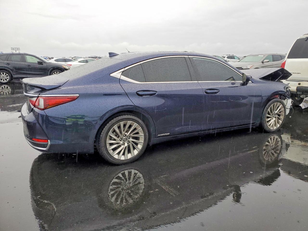 2019 LEXUS ES photo 5