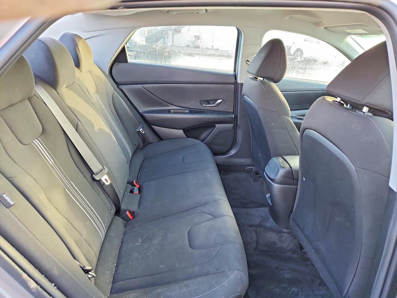 2024 HYUNDAI ELANTRA SEL photo 19