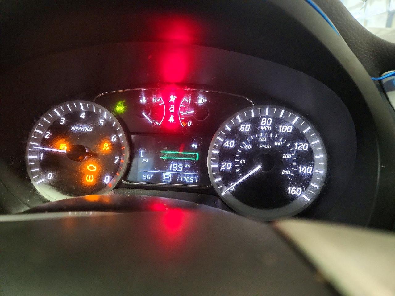 2015 NISSAN SENTRA SV photo 25