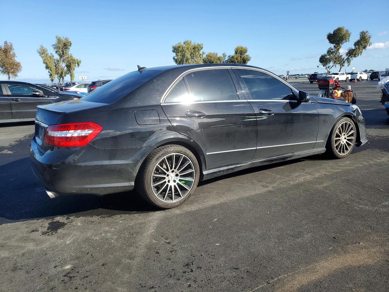 2010 MERCEDES-BENZ E 350 photo 3
