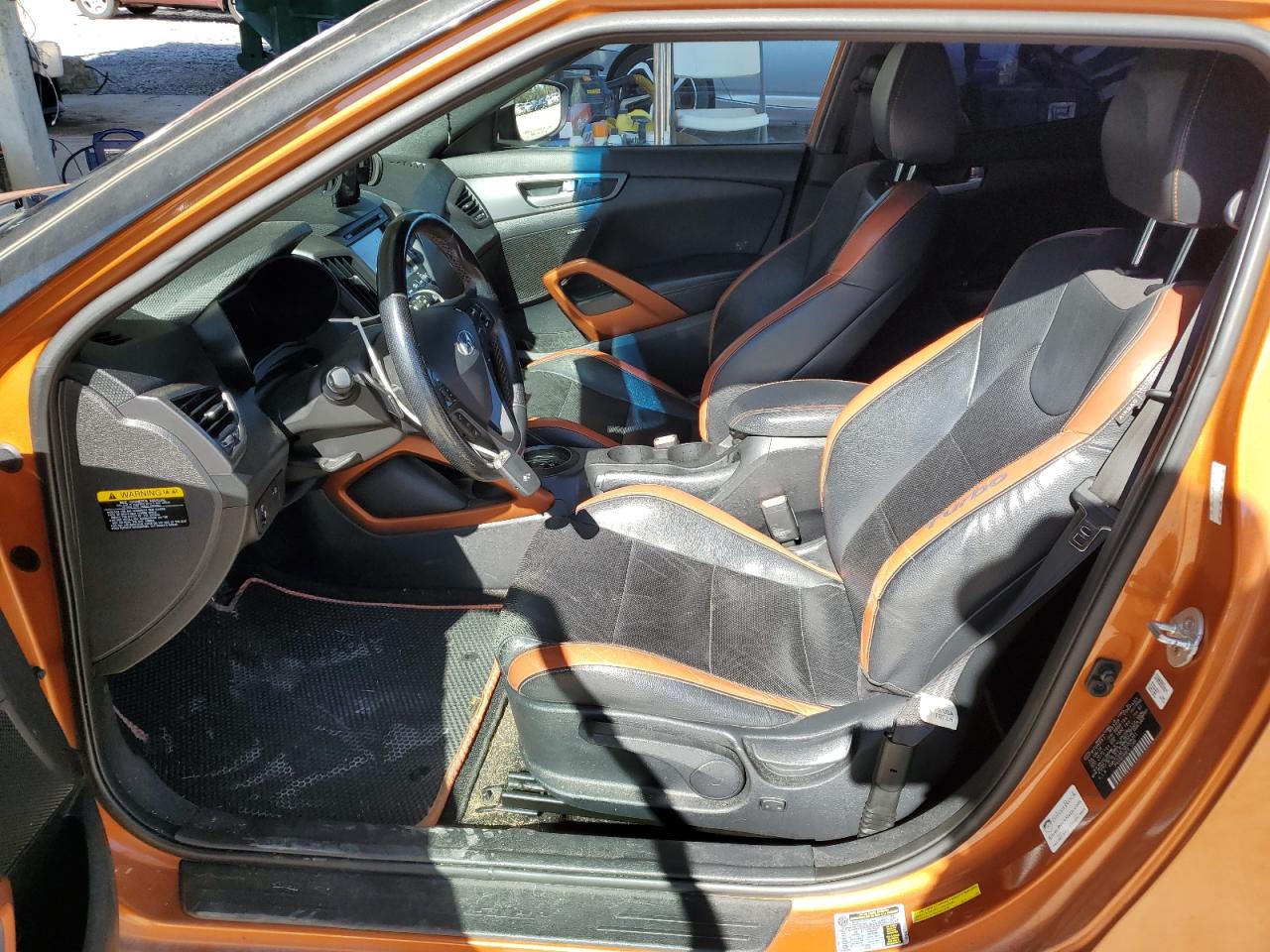 2016 HYUNDAI VELOSTER photo 13