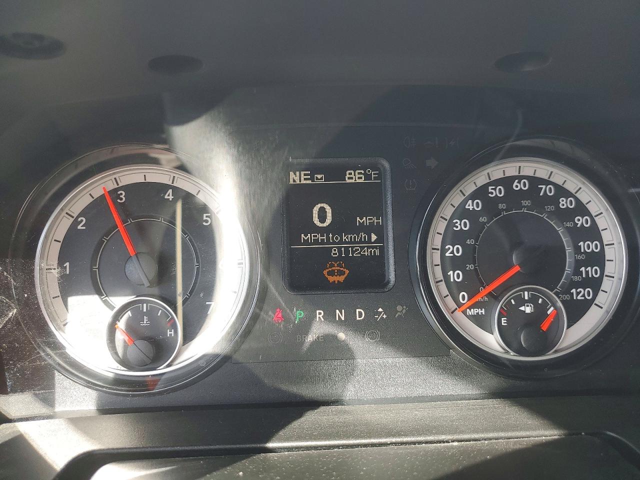 2019 RAM 1500 CLASSIC SLT photo 17