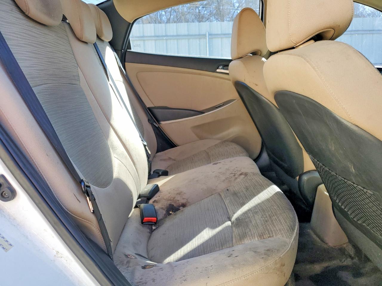 2016 HYUNDAI ACCENT SE photo 10