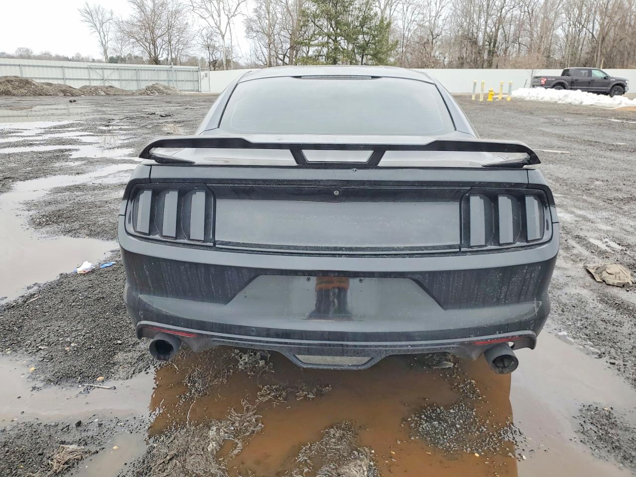 2016 FORD MUSTANG photo 11
