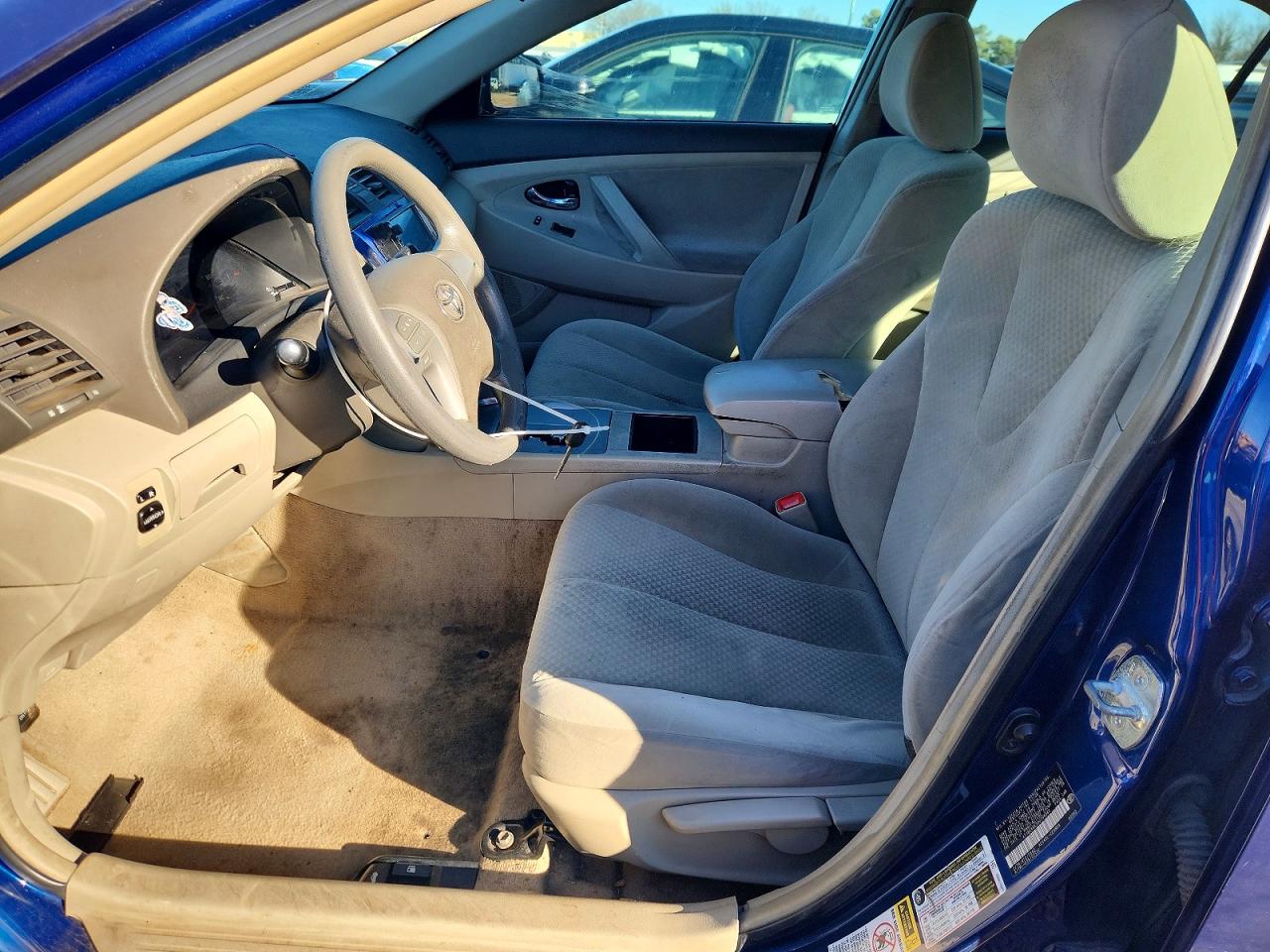 2009 TOYOTA CAMRY BASE photo 7