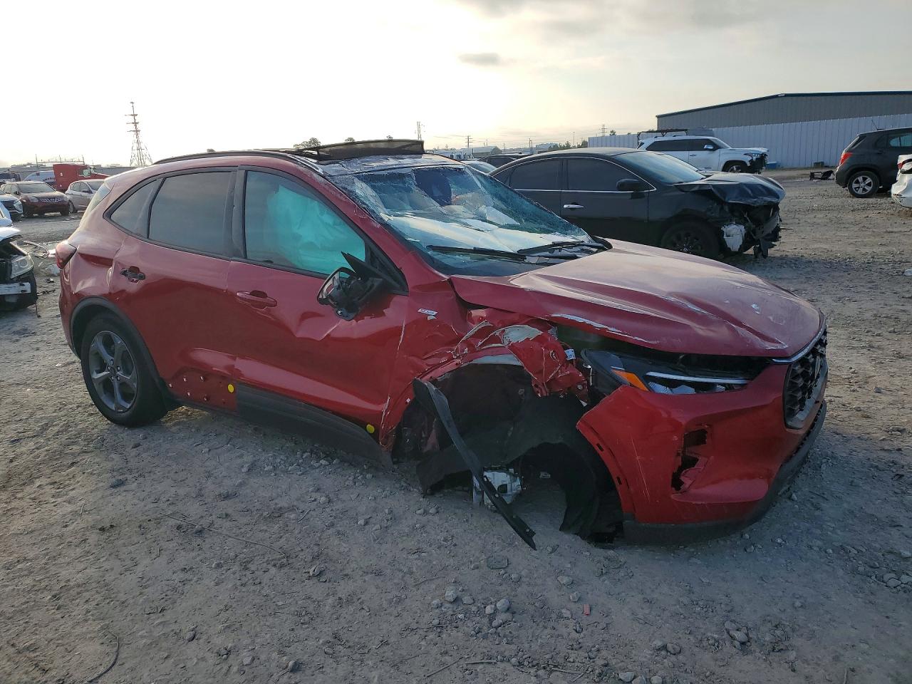 2025 FORD ESCAPE ST LINE photo 4