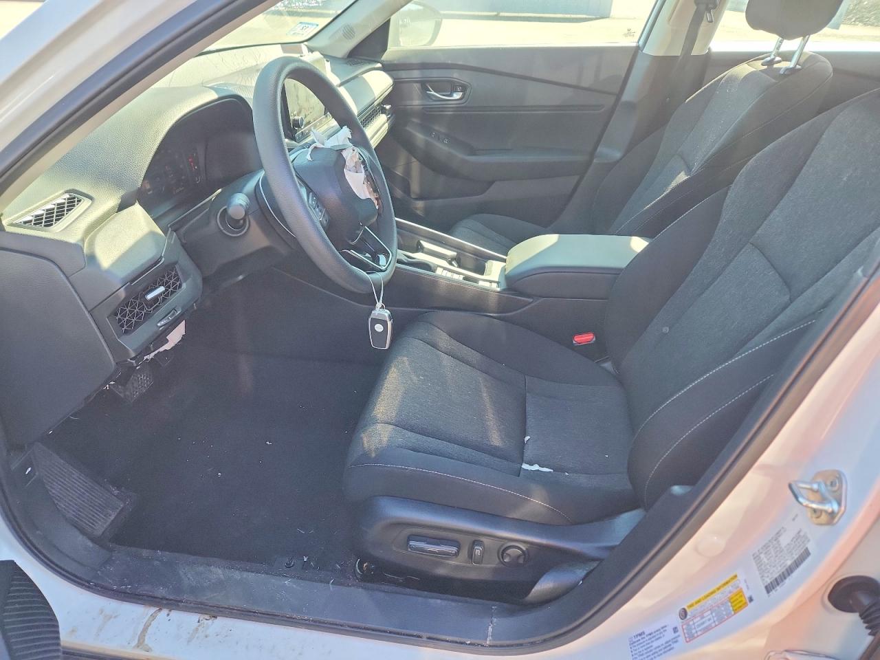 2025 HONDA ACCORD SE photo 13
