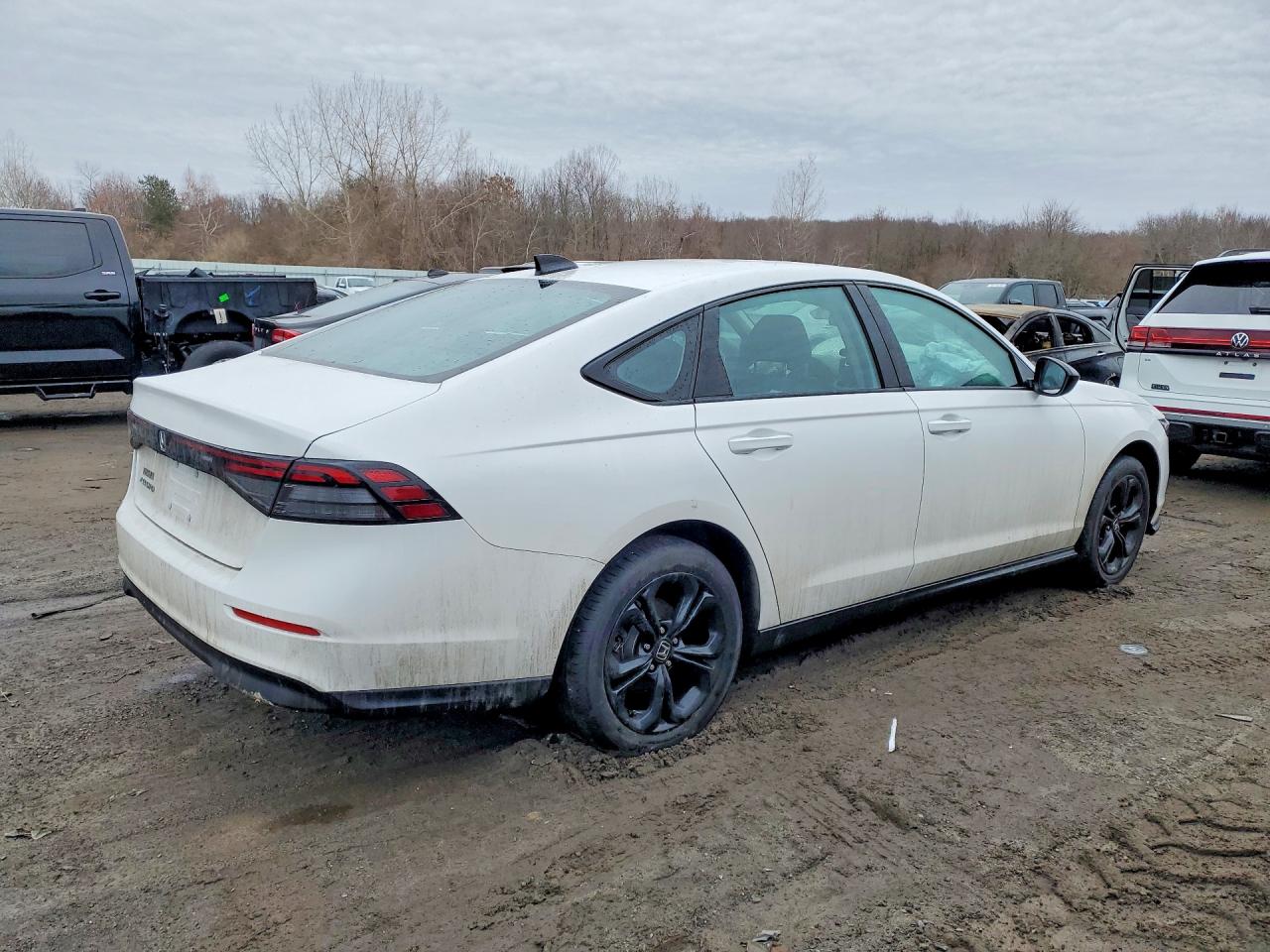 2025 HONDA ACCORD SE photo 5