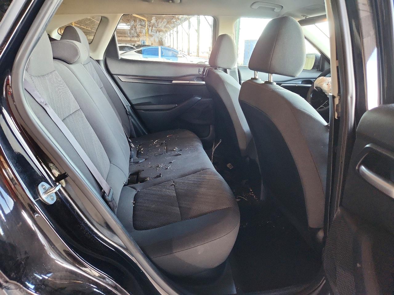 2021 KIA SELTOS LX photo 11