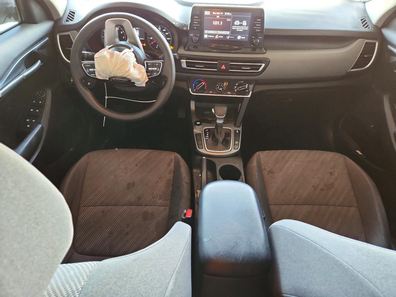 2021 KIA SELTOS LX photo 8