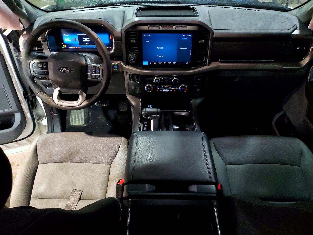 2024 FORD F150 LIGHTNING XLT photo 15