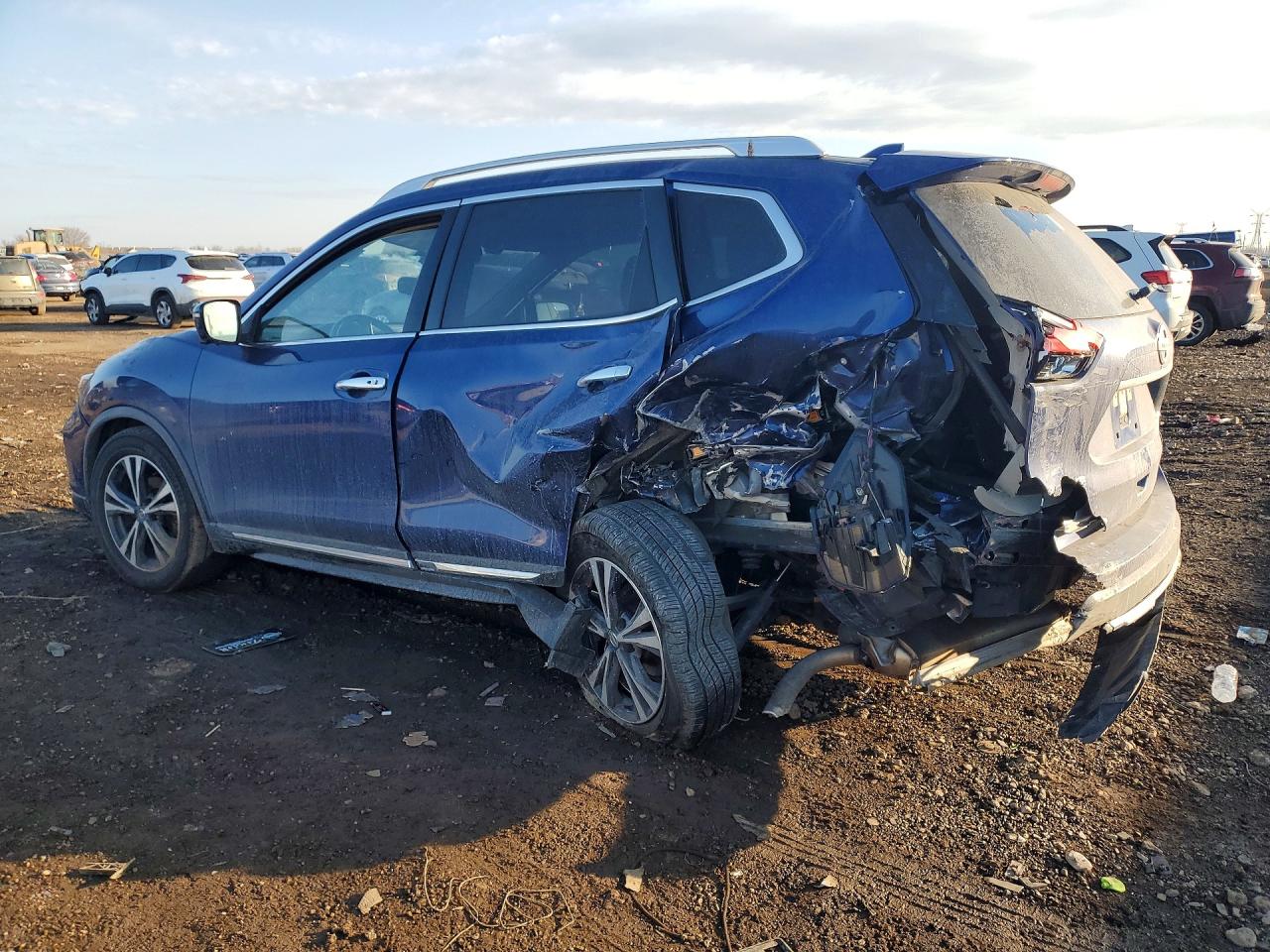 2018 NISSAN ROGUE SL photo 2
