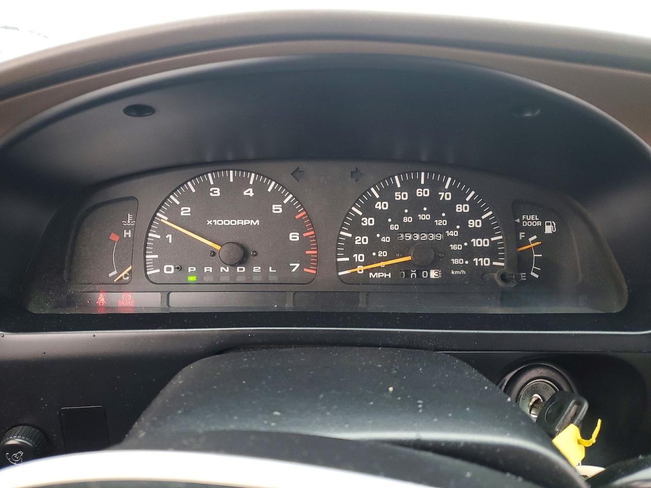 1998 TOYOTA 4RUNNER SR5 photo 9