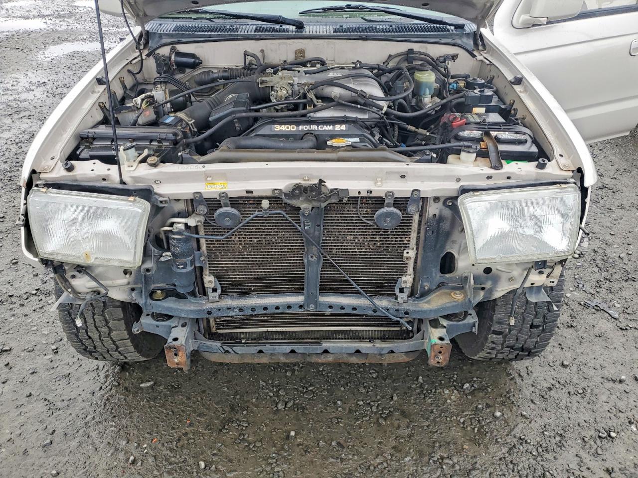 1998 TOYOTA 4RUNNER SR5 photo 12
