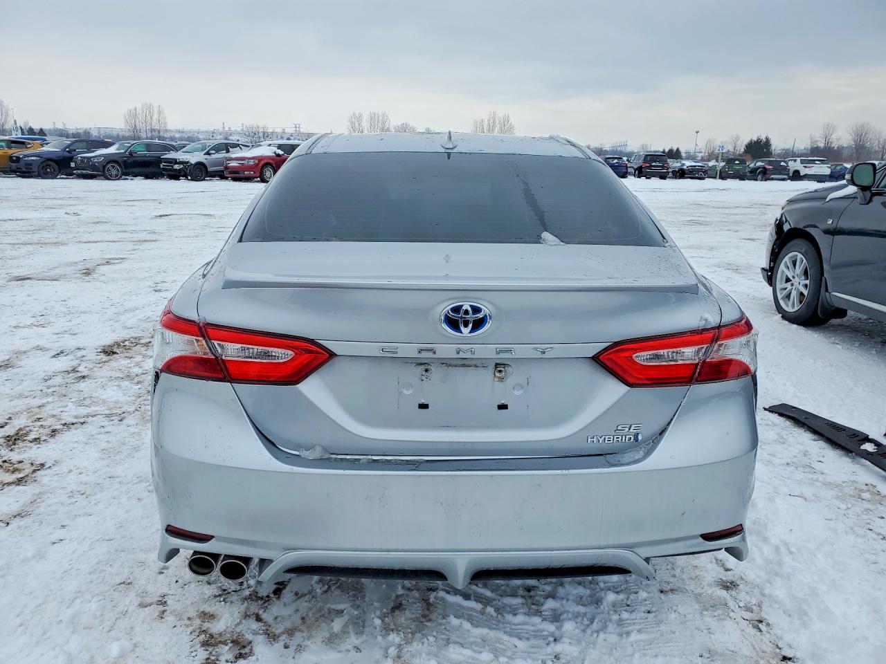 2020 TOYOTA CAMRY SE photo 16