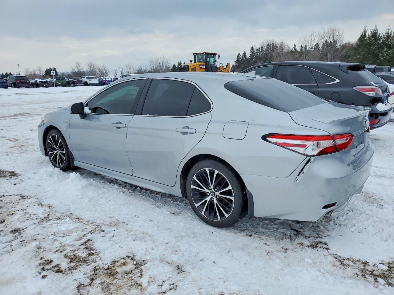 2020 TOYOTA CAMRY SE photo 4